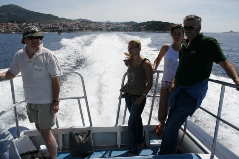 hvar08nalunuzdenkjaninaluckamako.jpg